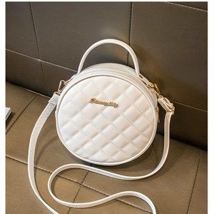 Small white fragrance one shoulder crossbody bag